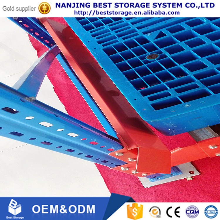 Detail Radio Shuttle Racking 4