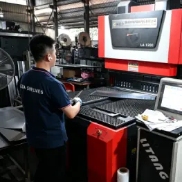 Bending plat baja pelindung
