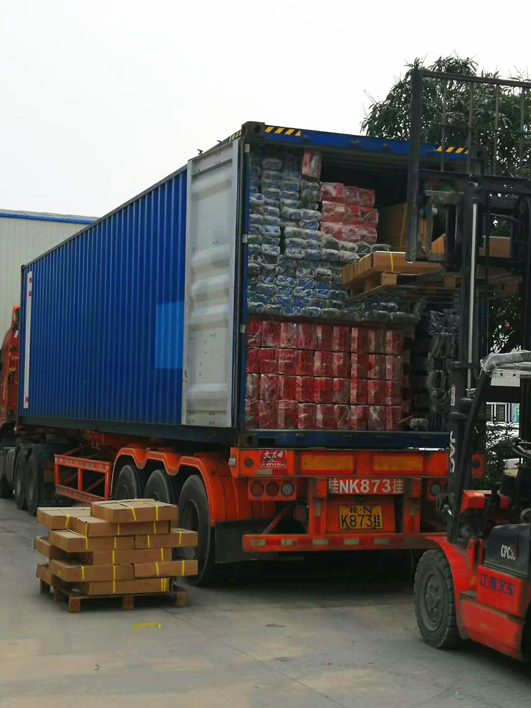 Pemuatan Kontainer 1