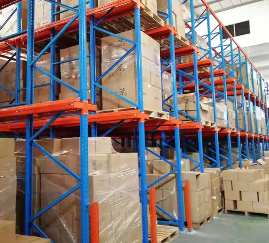 Sistem Alur Palet Drive-In yang Dapat Disesuaikan dengan Pemanfaatan Ruang 100% dan Pagar Pengaman Logam 5 Lapis untuk Gudang, Dipotong dengan Laser
