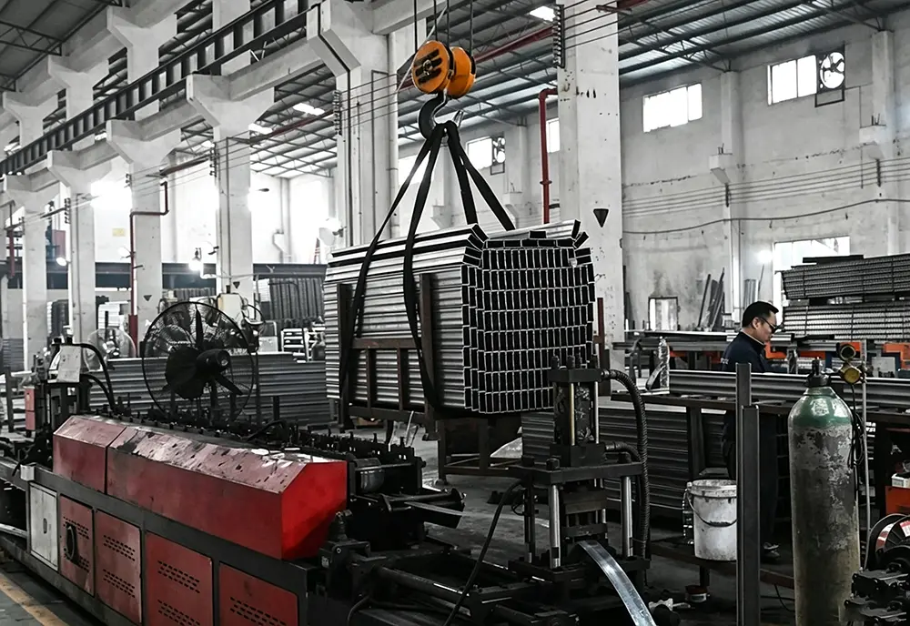 Mesin Cold Roll Forming Profil Rak
