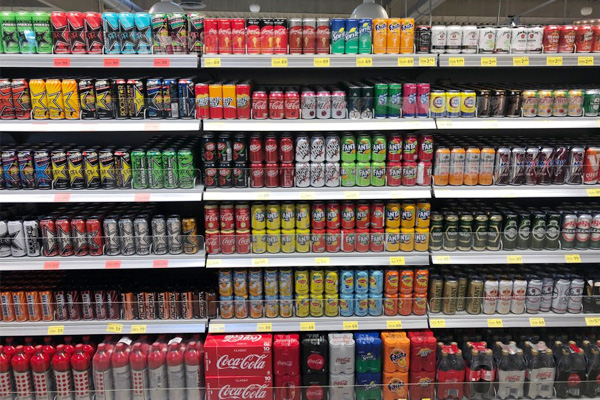 Lemari Es Minuman, Rak Miring dan Aliran Gravitasi, Rak Rol Gravitasi, Rak Geser