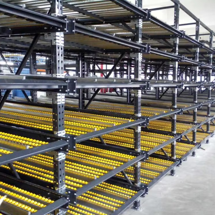Maxrac Gravity Live Storage Carton Flow Pallet Racking Roller untuk Penyimpanan Pengambilan Cepat